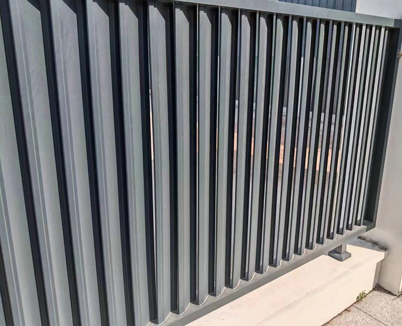 鋁藝百葉圍欄
