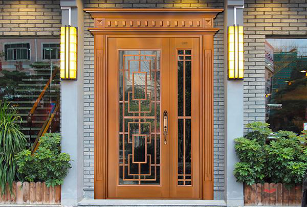 沈陽銅門定做造廠家帶您看看別墅銅門特點及保養注意事項有哪些？